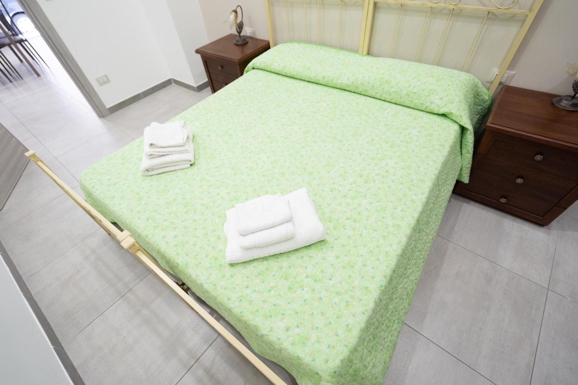 شقة Casa Vacanza Serafino كاتانيا المظهر الخارجي الصورة
