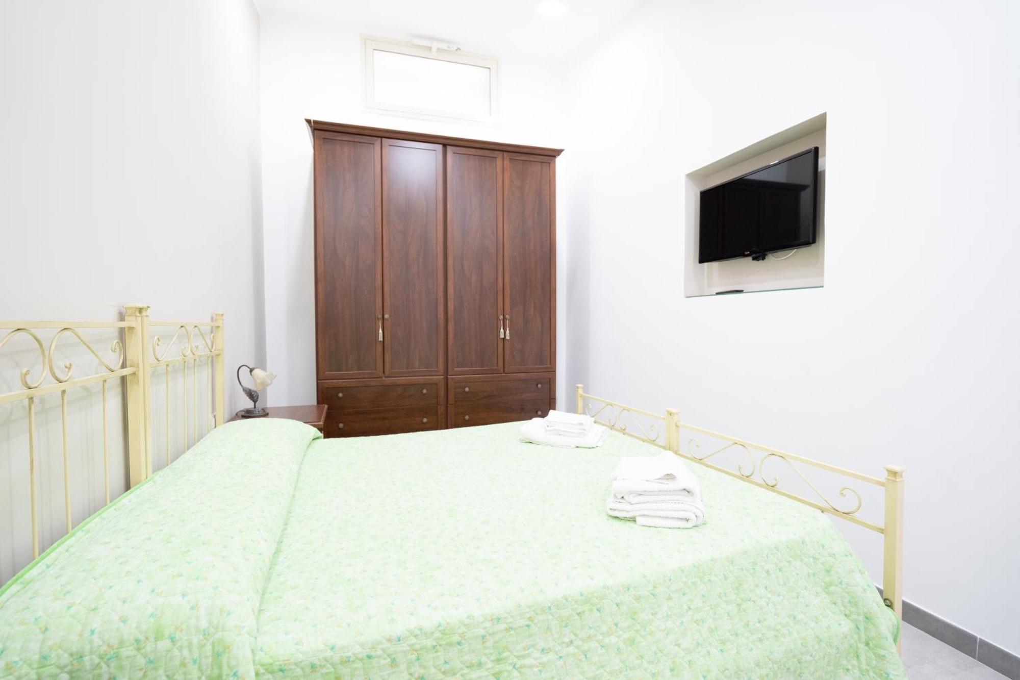 شقة Casa Vacanza Serafino كاتانيا المظهر الخارجي الصورة